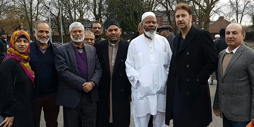 İngiltere'deki Müslümanlara Kraliçe'den ödül