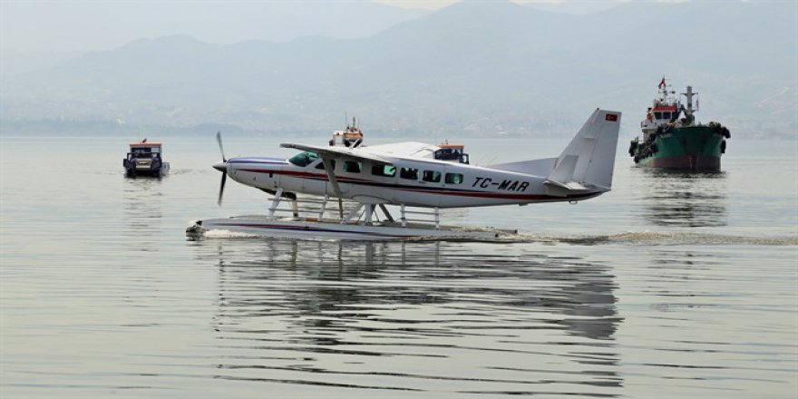 Marmara Denizi'nin kirlilik durumu havadan kontrol edilecek