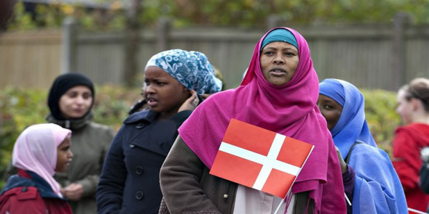 Danimarka sığınmacıların boşanmasına izin vermiyor