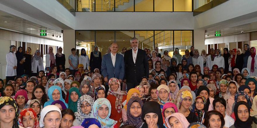 Terörden mağdur olan öğrenciler İstanbul'da