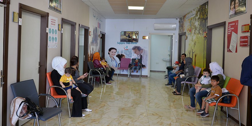 Suriyeli sığınmacılar Sıhhat Projesi ile şifa buluyor