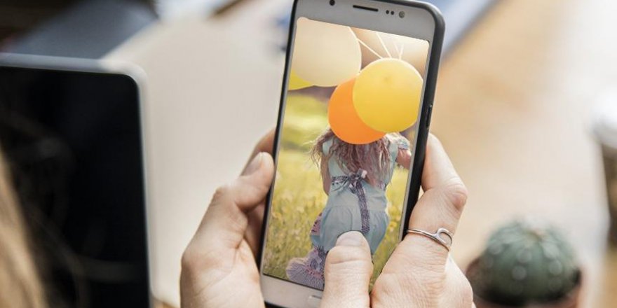 Anne babalara sosyal medya uyarısı: Bunu yapmayın!