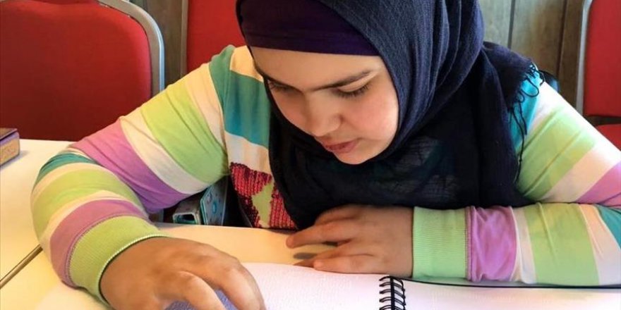 Maşallah! Görme engelli çocuk Kur'an-ı Kerim'i kısa sürede öğrendi