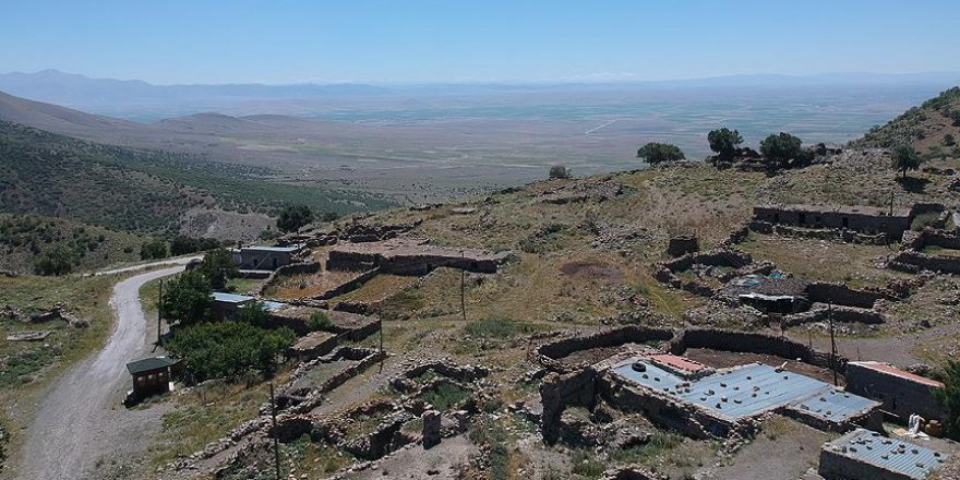 Karaman'ın turizm merkezi 'Karadağ'