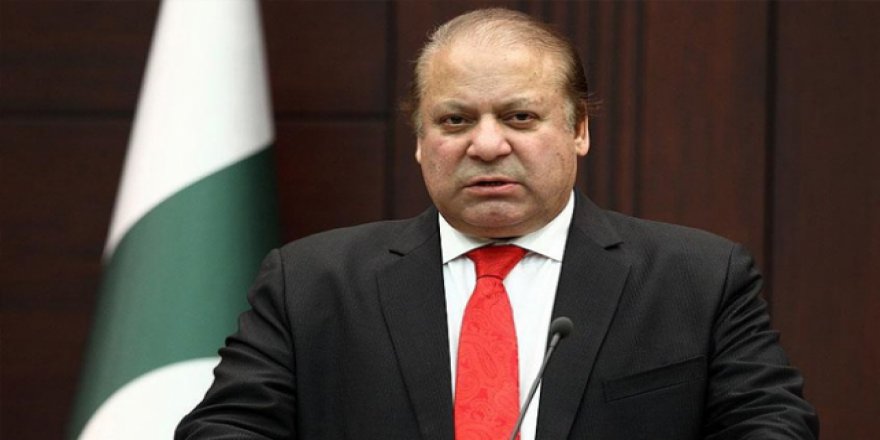 Pakistan'da eski başbakana 10 yıl hapis