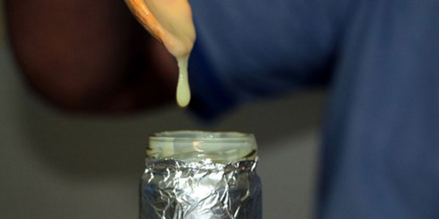 Kainat eczanesinden arı sütünün kilosu 10 bin TL