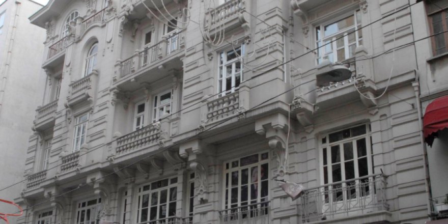 Mehmet Akif Ersoy'dan kalan tarihi hatıra: Mısır Apartmanı