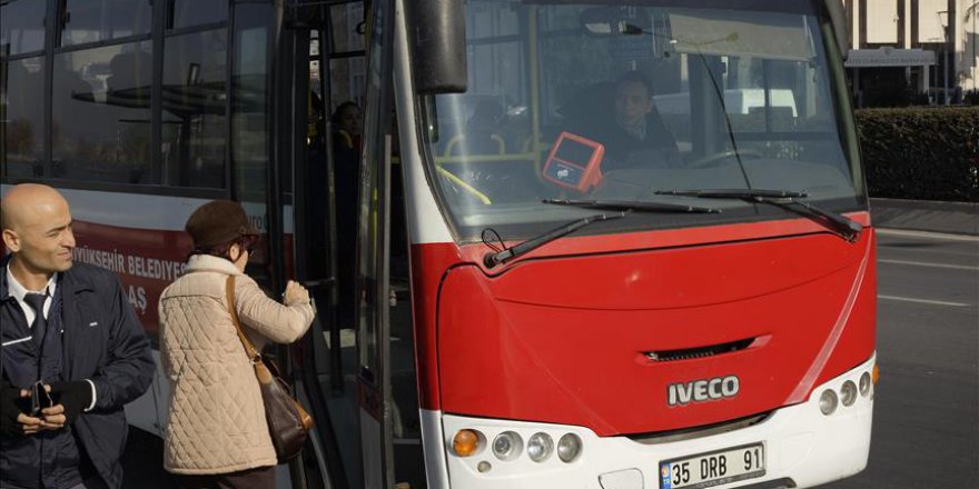 İzmir'de toplu ulaşıma yüzde 5 zam geldi
