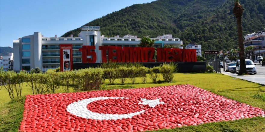 Marmaris 15 Temmuz gecesini unutamıyor