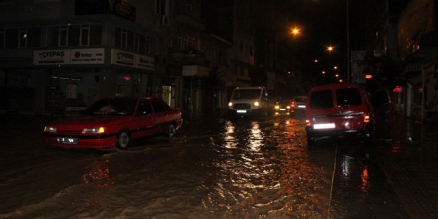Hava sıcaklıkları azalacak, yağış geliyor