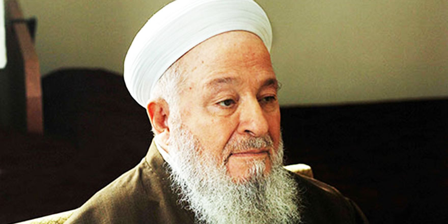 Mahmud Ustaosmanoğlu Hocaefendi dua bekliyor