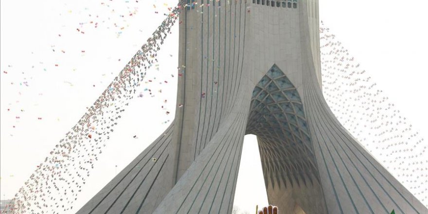 İran'da işçi protestoları başladı