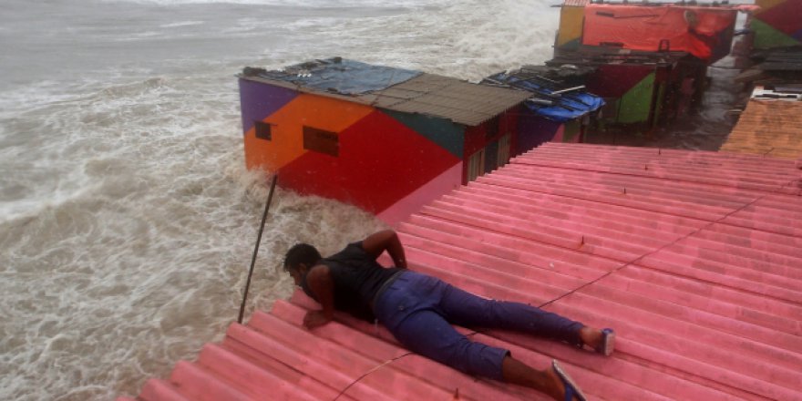 Muson yağmurları nedeniyle 40 kişi öldü
