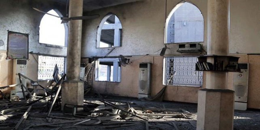 İşgalci İsrail bir camiye havadan saldırdı