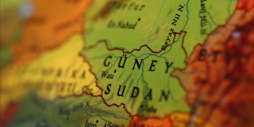 Güney Sudan'da Dışişleri Bakanı kovuldu