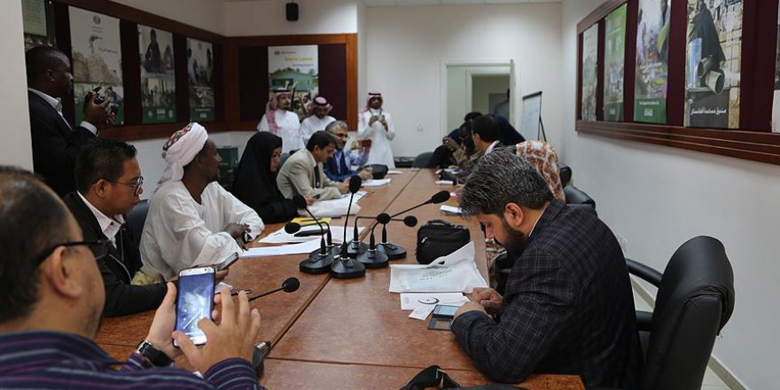 'İİT, Filistin'de iki devletli çözümden yana'