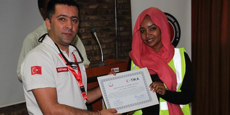 TİKA, Sudan'da sağlıkçıları eğitti