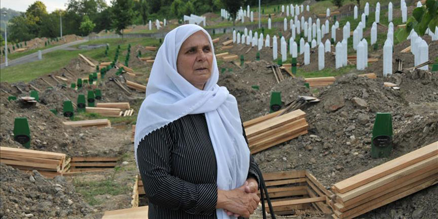 Srebrenitsa'nın sembol ismi Mehmedovic anne vefat etti
