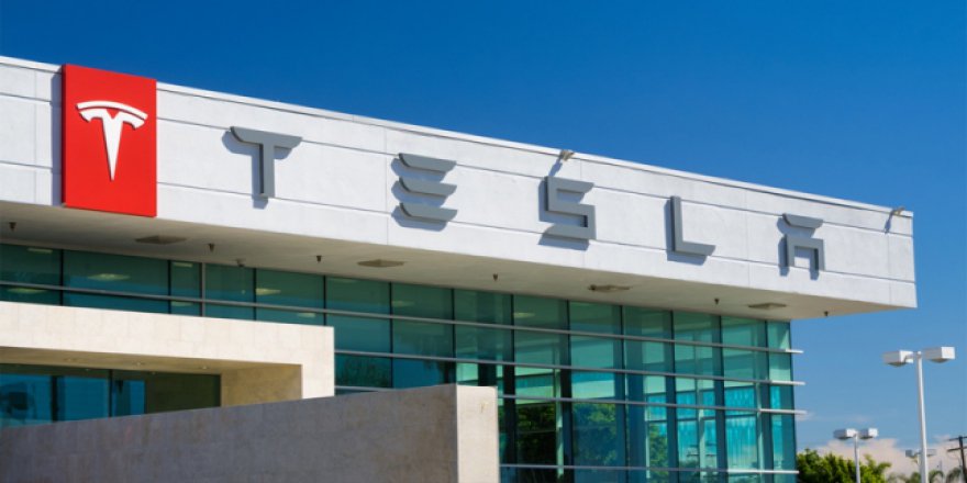 Tesla'nın akıllı telefonu piyasayı alt üst edecek