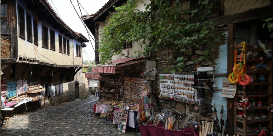 UNESCO listesine giren Cumalıkızık'a ziyaretçi akını