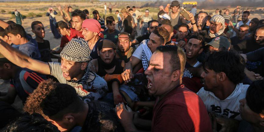 Katil İsrail askerleri Gazze sınırında 2 Filistinliyi şehit etti