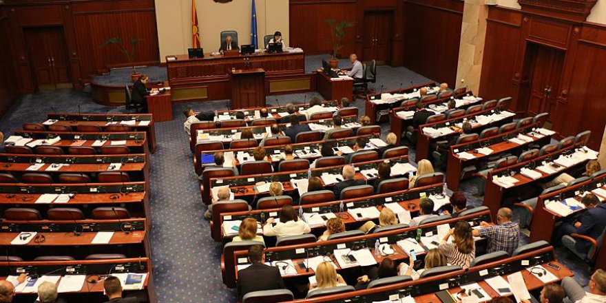 Makedonya referandum ile isim değişikliğini oylayacak