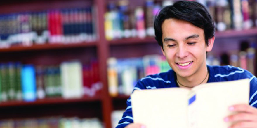 Almanya'da camide düzenlenen kitap okuma kampanyasına büyük ilgi