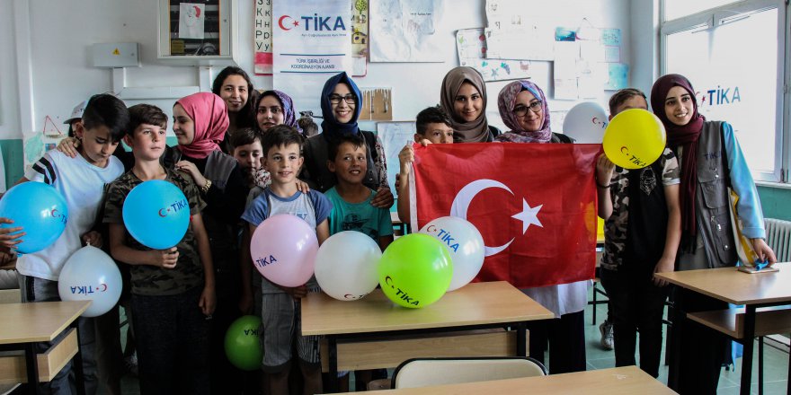 TİKA'nın gençleri Makedonya'da çalışmalara başladı