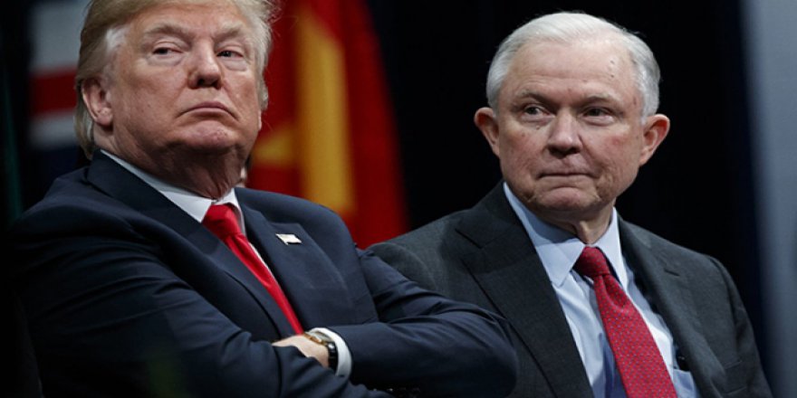 Trump'tan Rusya soruşturmasını kapatın çağrısı