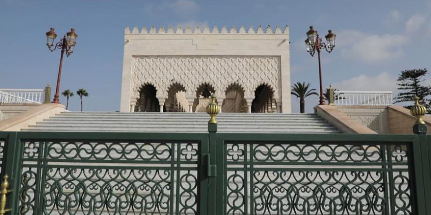 Fas'ın yarım kalmış camisi ziyaretçi akınına uğruyor