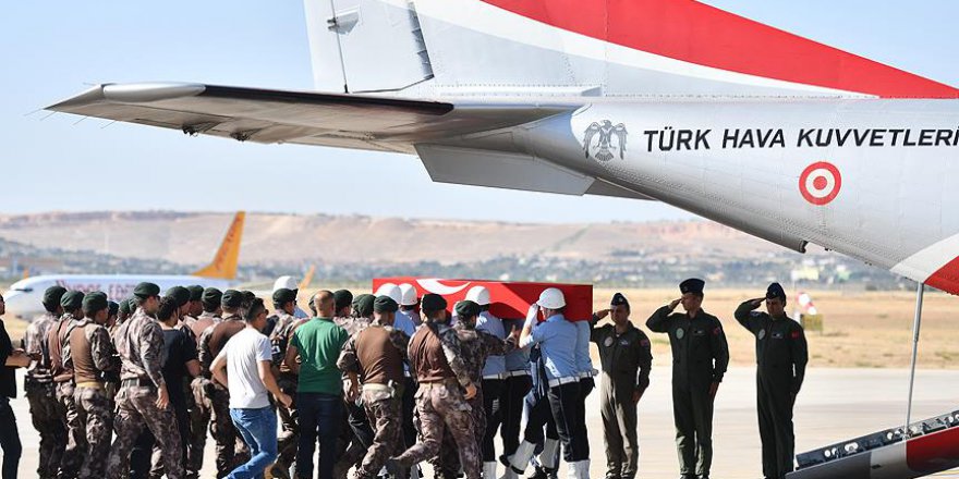 Şehit özel harekat polisi memleketinde toprağa verildi