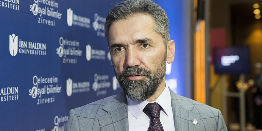 İbn Haldun Üniversitesi Rektörü'nden burs açıklaması