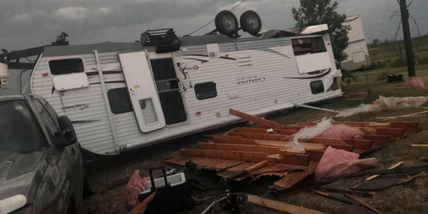 Kanada'daki kasırga nedeniyle 1 kişi öldü
