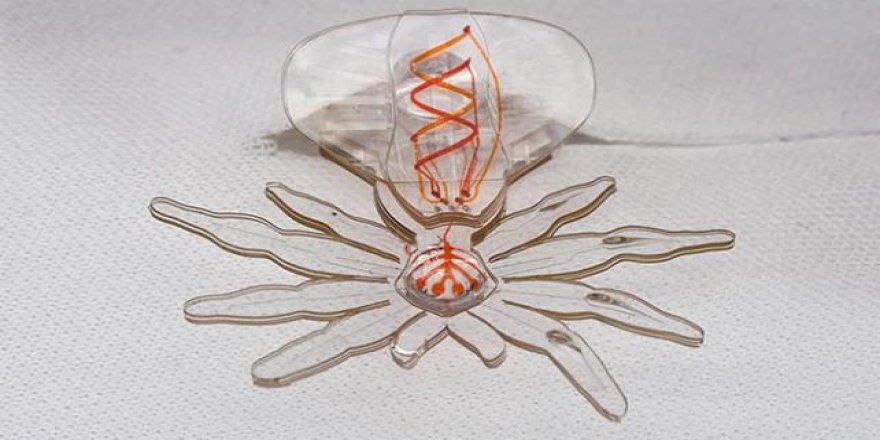 Hassas ameliyatlara robotlar da dahil ediliyor