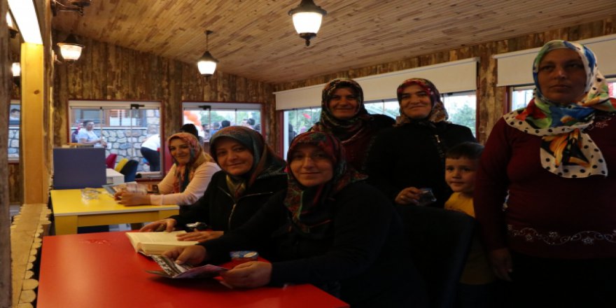 Niğdeliler 'Millet Kıraathanesi' ile tanıştı