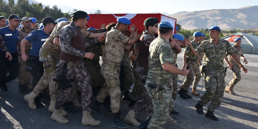 Çukurca şehidi Ömer Güç'ün naaşı memleketine uğurlandı