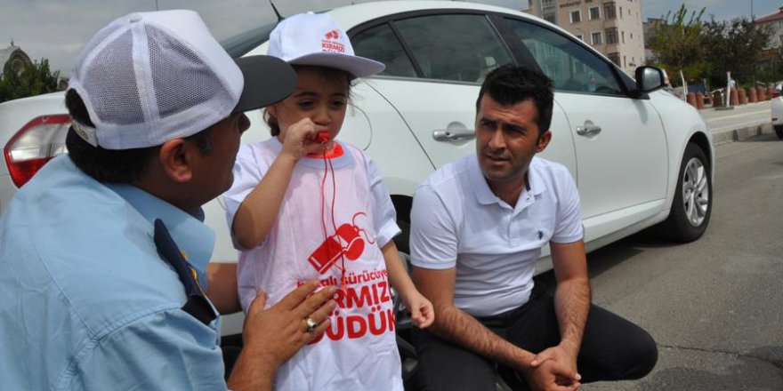 Hatalı sürücüler kırmızı düdükle uyarılacak