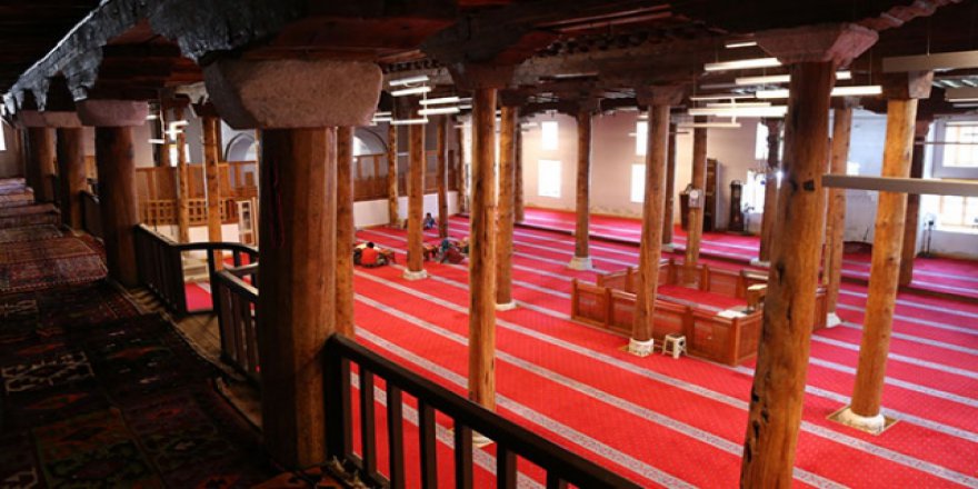 Sivrihisar Ulu Camii ihtişamını kaybetmiyor