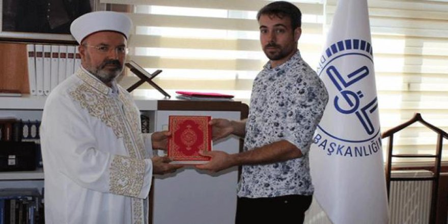 Osmaniye'de Fransız bir genç Müslüman oldu