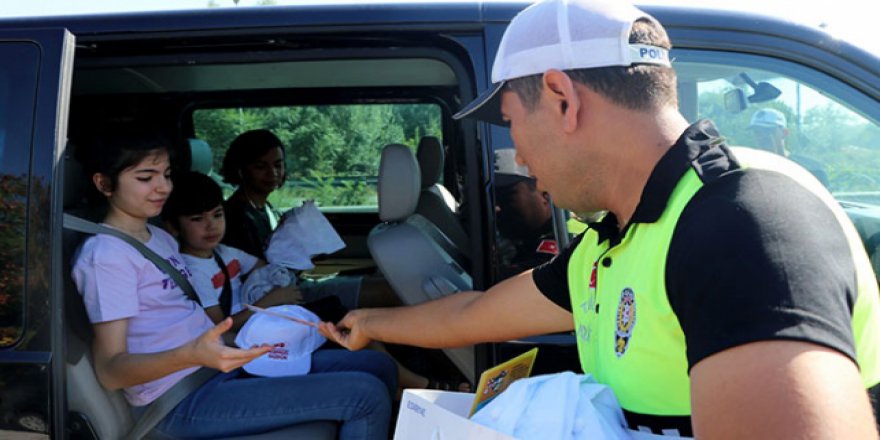 Edirne'de hatalı sürücülere 'kırmızı düdük'