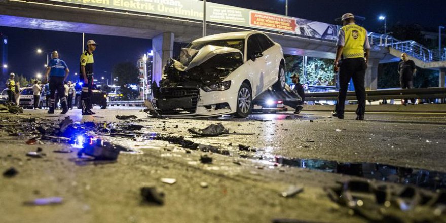 Bayram tatili trafik kazaları ile başladı