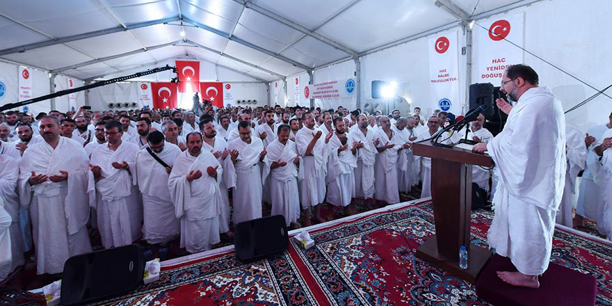 Diyanet İşleri Başkanı Erbaş'ın Vakfe duası