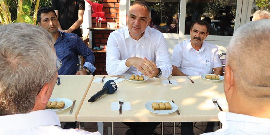 Bakan uyardı: 'Standartlara uymayan taksiciler var'