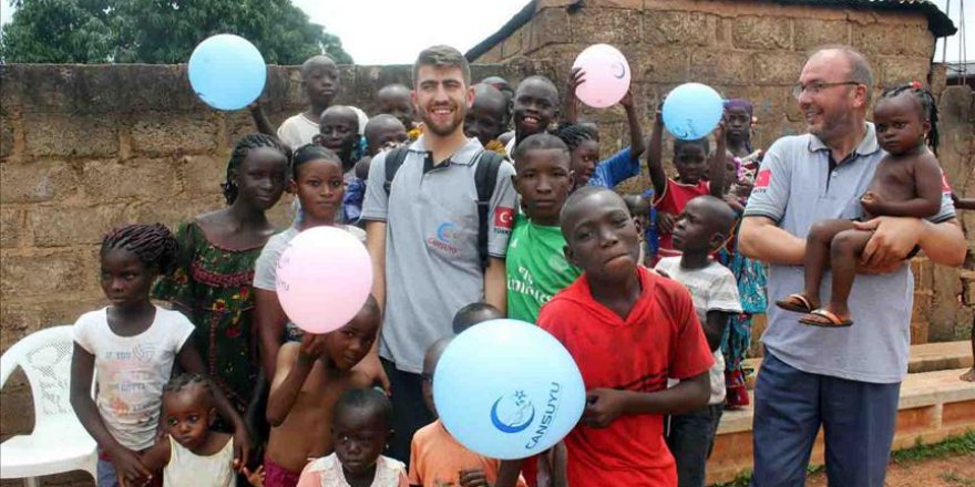 Cansuyu Derneği Fildişi Sahili'nde ihtiyaç sahiplerine yardım etti
