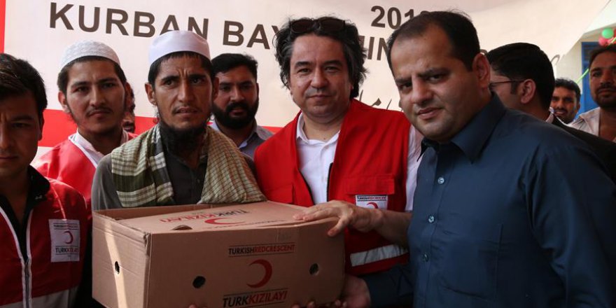 Pakistan'daki mültecilere Türk Kızılayı'nın yardım eli ulaştı