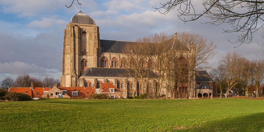 'Kilisemiz satılık çünkü insanlar artık Tanrı'ya inanmıyor'