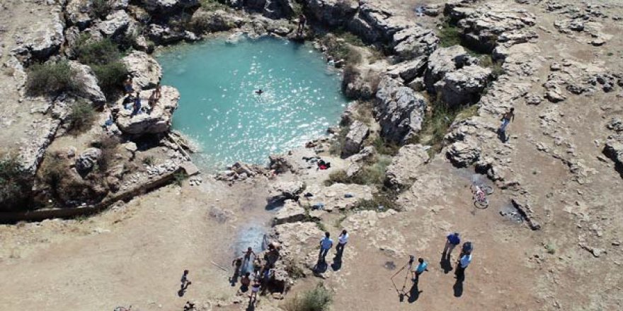 Kainat Eczanesinden: Sivas'taki bu göl kaşıntılara çare