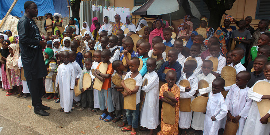 Gine'de Kur'an'ı böyle öğreniyorlar