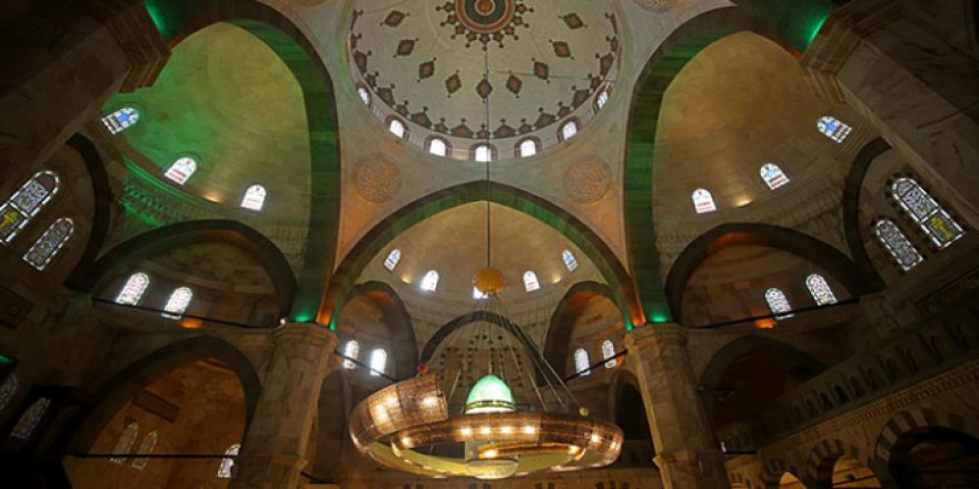 Giresun'da inşa edilen cami Selçuklu ve Osmanlı mimarisini örnek alıyor