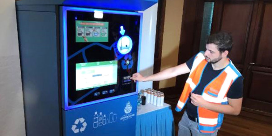 Pet şişe getirenin İstanbulkart'ına para yüklenecek